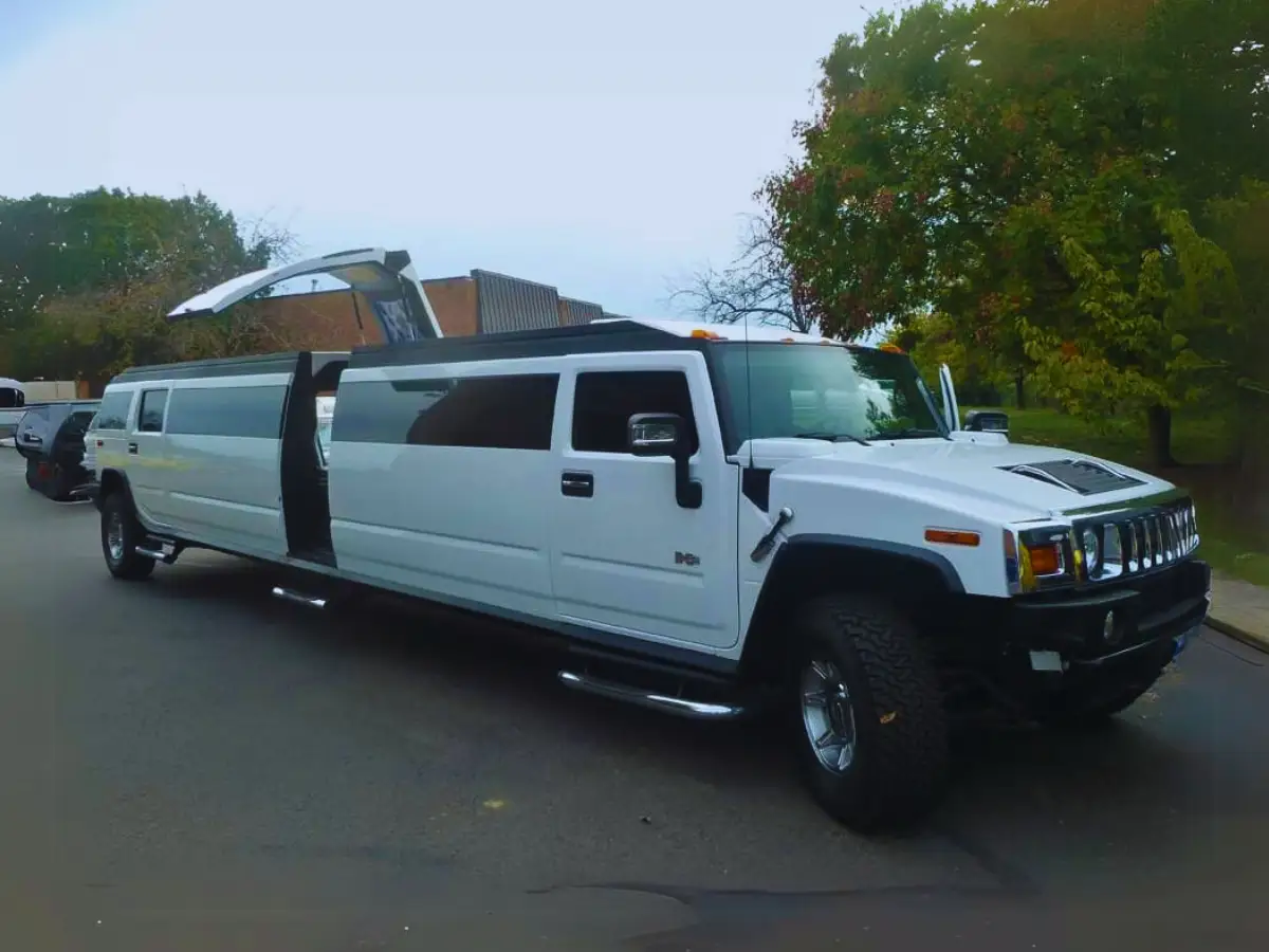 Hummer limo